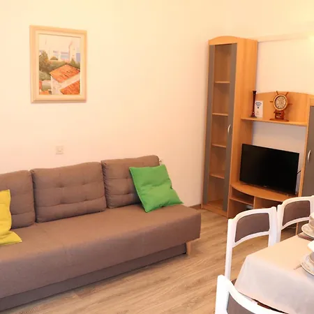 A 3 With Terrace Garden And Sea View