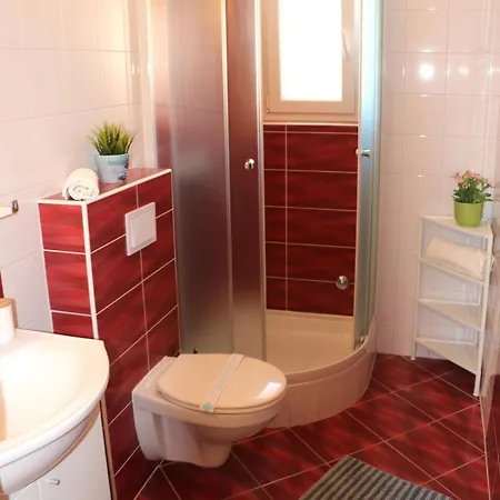 Apartment A 3 With Terrace Garden And Sea View