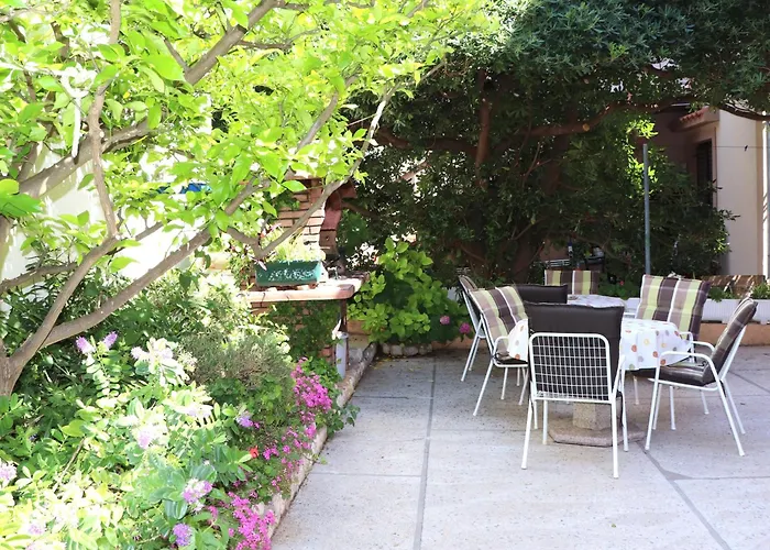 A 3 With Terrace Garden And Sea View