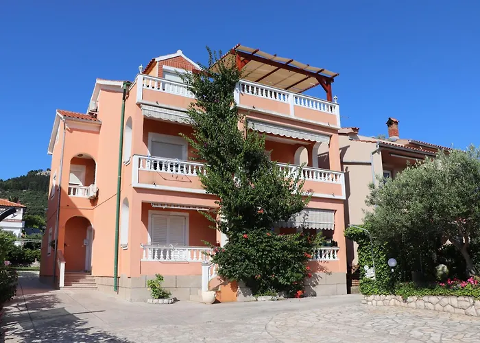 A 3 With Terrace Garden And Sea View Barbat na Rabu