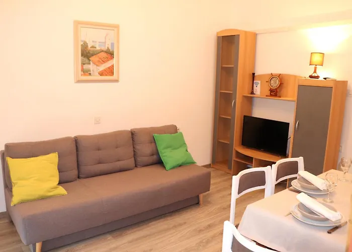 A 3 With Terrace Garden And Sea View