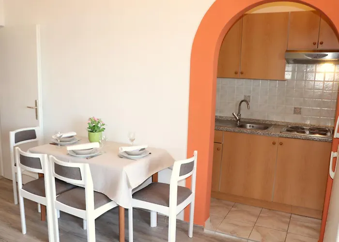 A 3 With Terrace Garden And Sea View